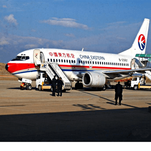 腾冲驼峰航空运输航空快运业稳步发展的原因是什么？